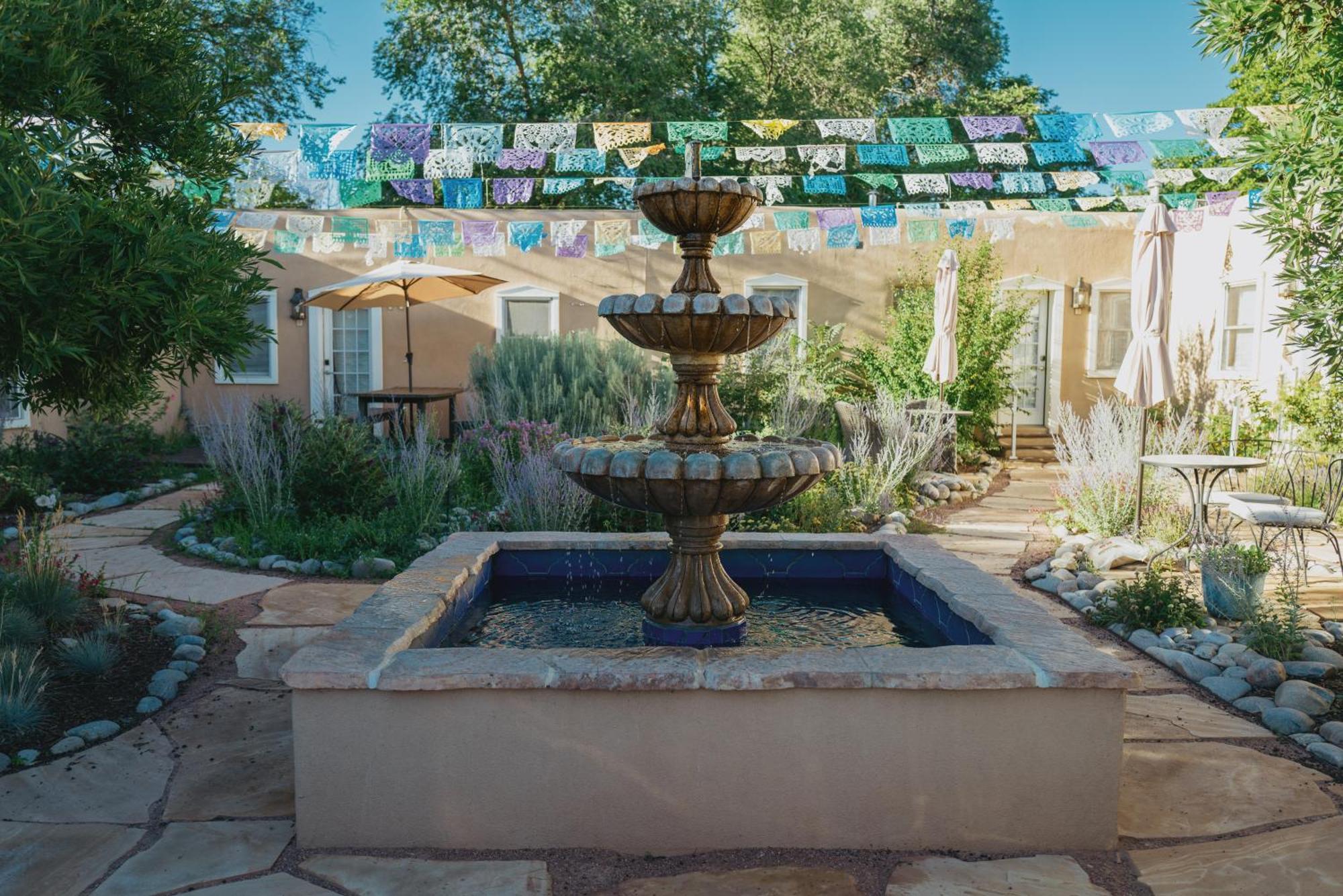 Dos Hermanas Casita 1 Downtown Courtyard Santa Fe Esterno foto